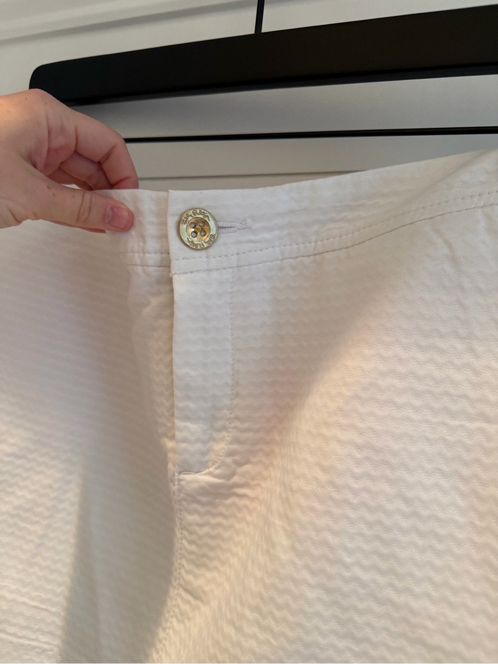 Lilly Pulitzer White Scalloped Hem Mini Skirt - Picture 2 of 5